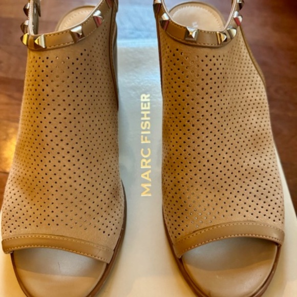 Marc Fisher PARSO Peep Toe Heels, 2.75" Size 8 - Picture 6 of 8